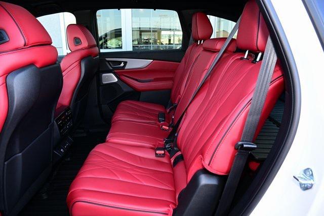 new 2026 Acura MDX car, priced at $70,950