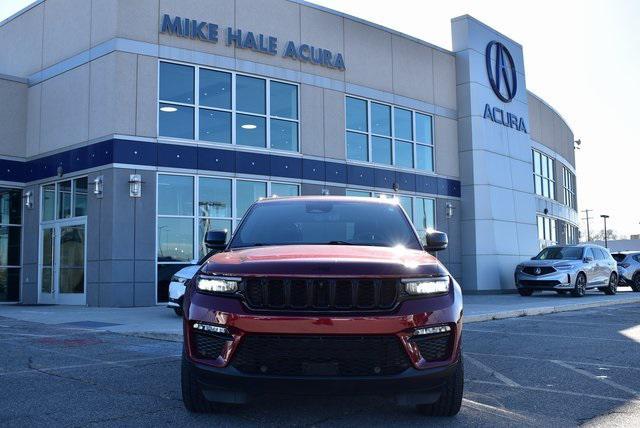 used 2024 Jeep Grand Cherokee car, priced at $28,895