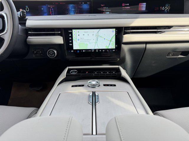 new 2026 Lincoln Navigator car, priced at $102,563