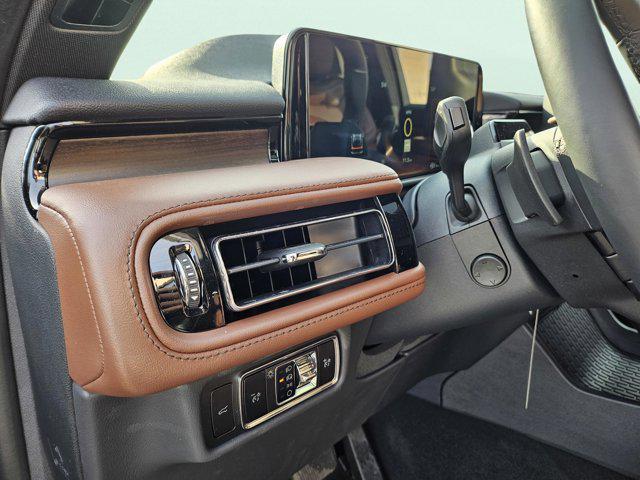 new 2026 Lincoln Aviator car, priced at $77,900