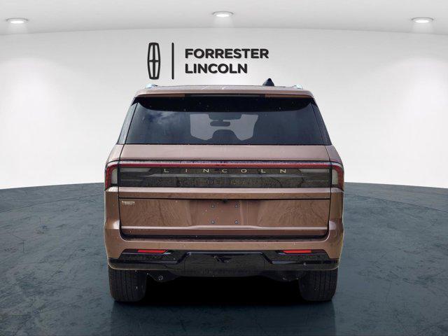 new 2025 Lincoln Navigator car, priced at $121,435