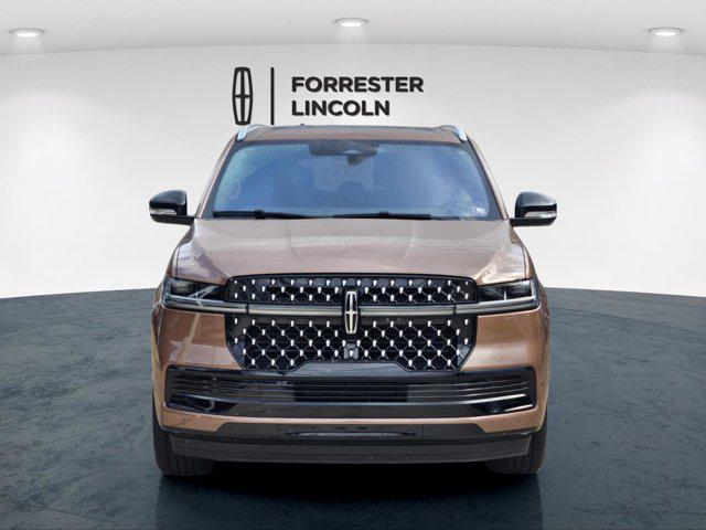 new 2025 Lincoln Navigator car, priced at $121,435