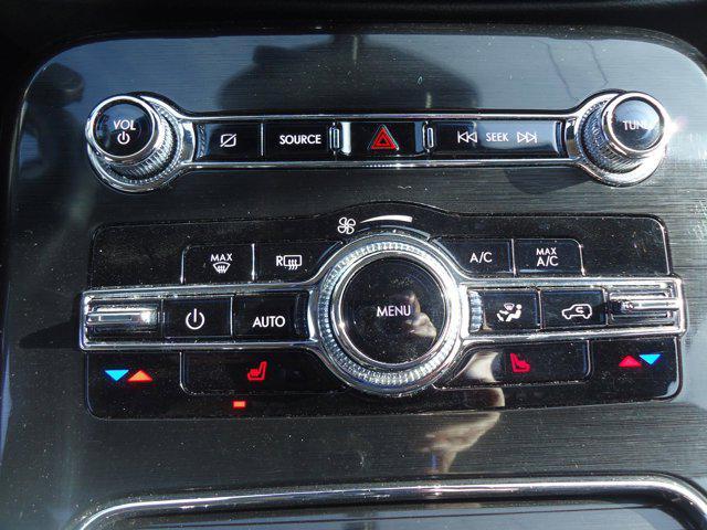 used 2022 Lincoln Nautilus car, priced at $29,900