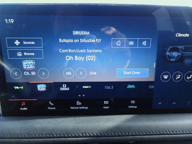 used 2022 Lincoln Nautilus car, priced at $29,900