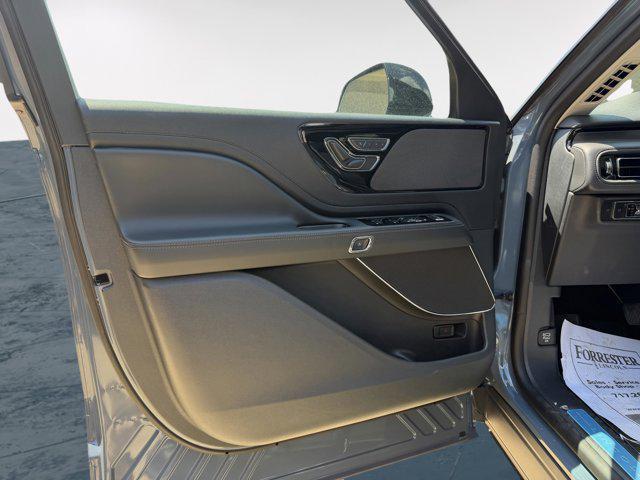 new 2026 Lincoln Aviator car, priced at $62,334