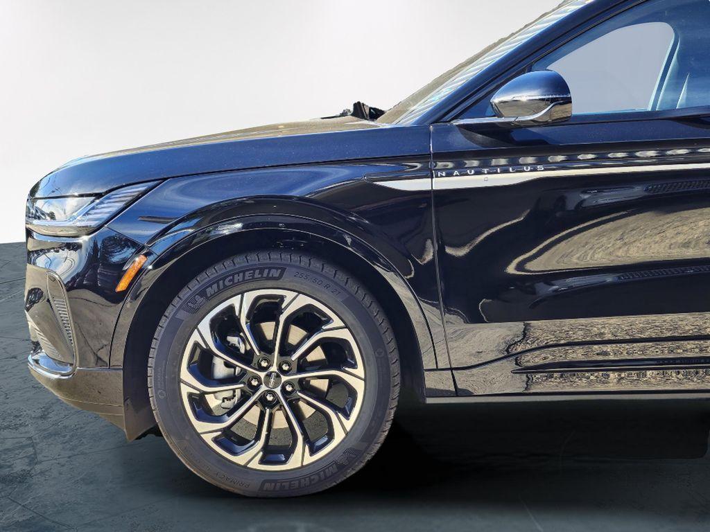 new 2026 Lincoln Nautilus car, priced at $59,152