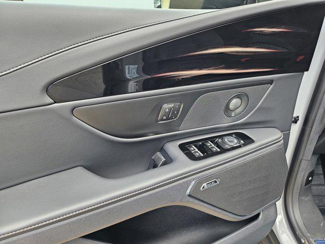 new 2026 Lincoln Nautilus car, priced at $59,800