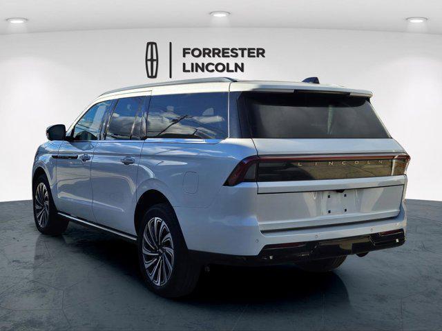 new 2025 Lincoln Navigator car, priced at $123,585
