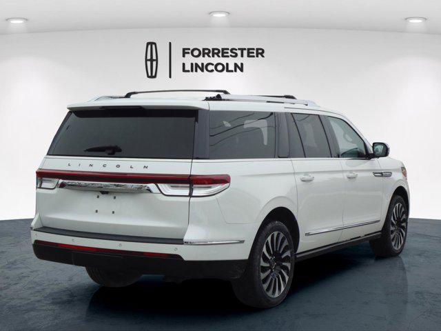 used 2022 Lincoln Navigator car, priced at $59,900