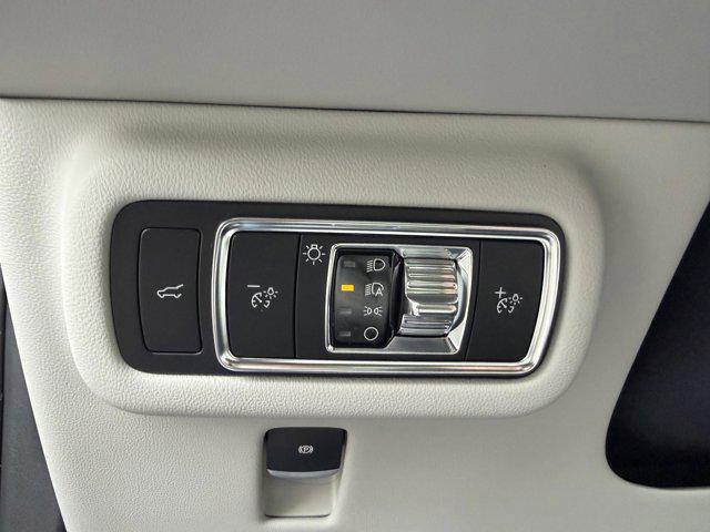 new 2026 Lincoln Nautilus car, priced at $58,321