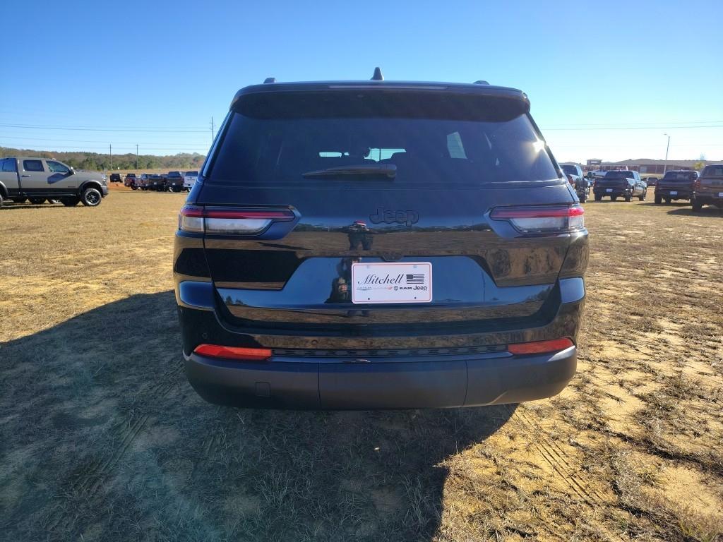 new 2025 Jeep Grand Cherokee L car, priced at $43,165