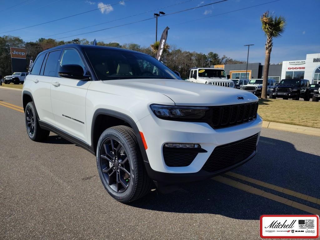 new 2025 Jeep Grand Cherokee car, priced at $48,800