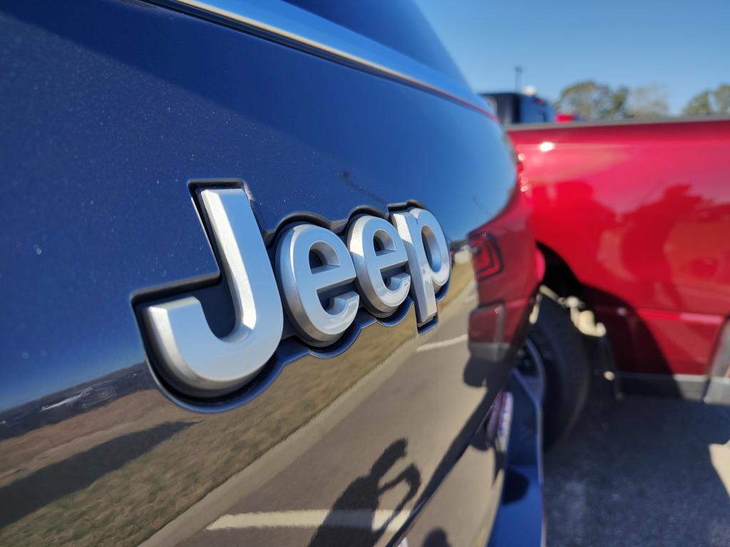 used 2025 Jeep Grand Cherokee L car, priced at $36,531