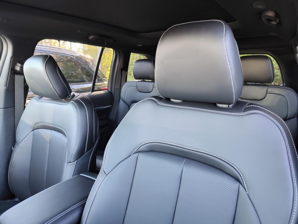 new 2025 Jeep Grand Cherokee car, priced at $47,583