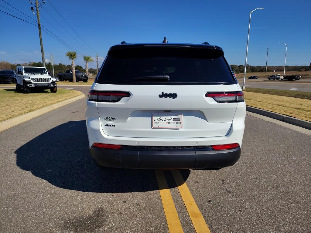 new 2025 Jeep Grand Cherokee L car, priced at $48,576