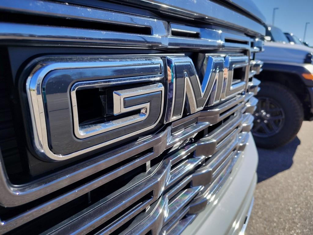 used 2025 GMC Sierra 1500 car, priced at $71,934