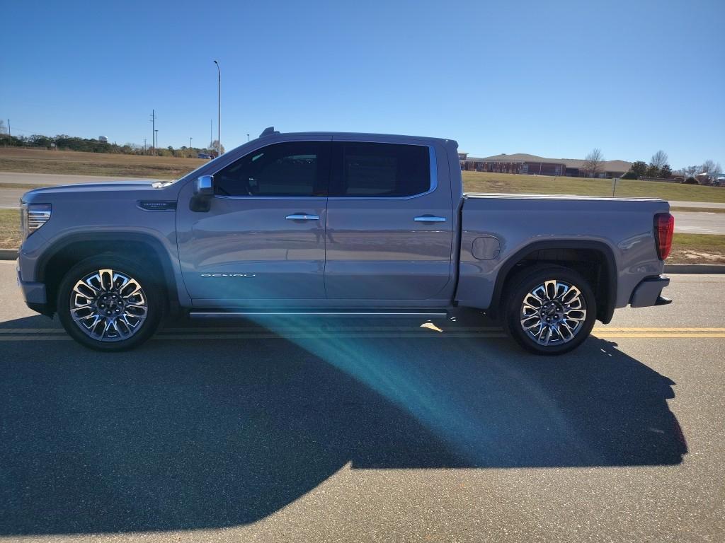 used 2025 GMC Sierra 1500 car, priced at $71,934