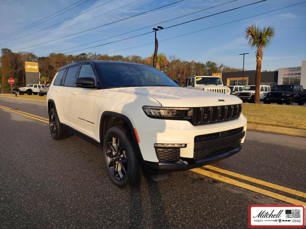 new 2025 Jeep Grand Cherokee L car, priced at $49,115