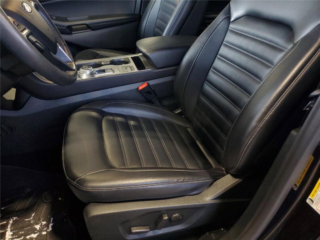 used 2022 Ford Edge car, priced at $21,382