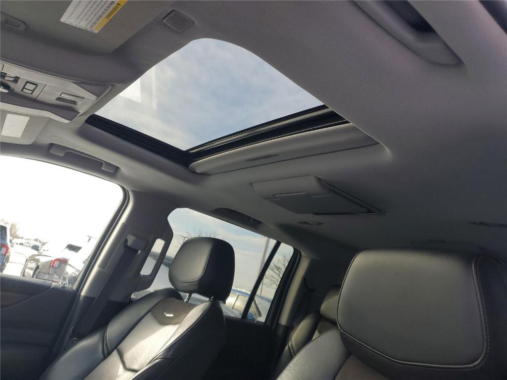 used 2018 Cadillac Escalade ESV car, priced at $32,752