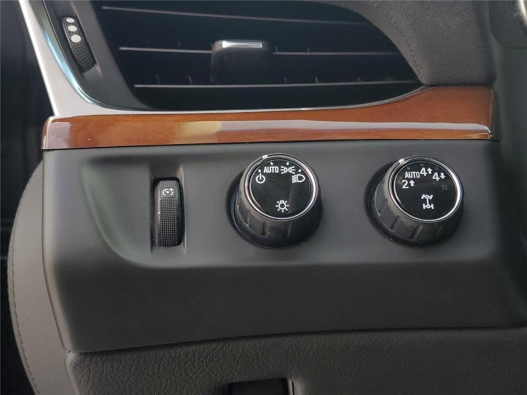 used 2018 Cadillac Escalade ESV car, priced at $32,752