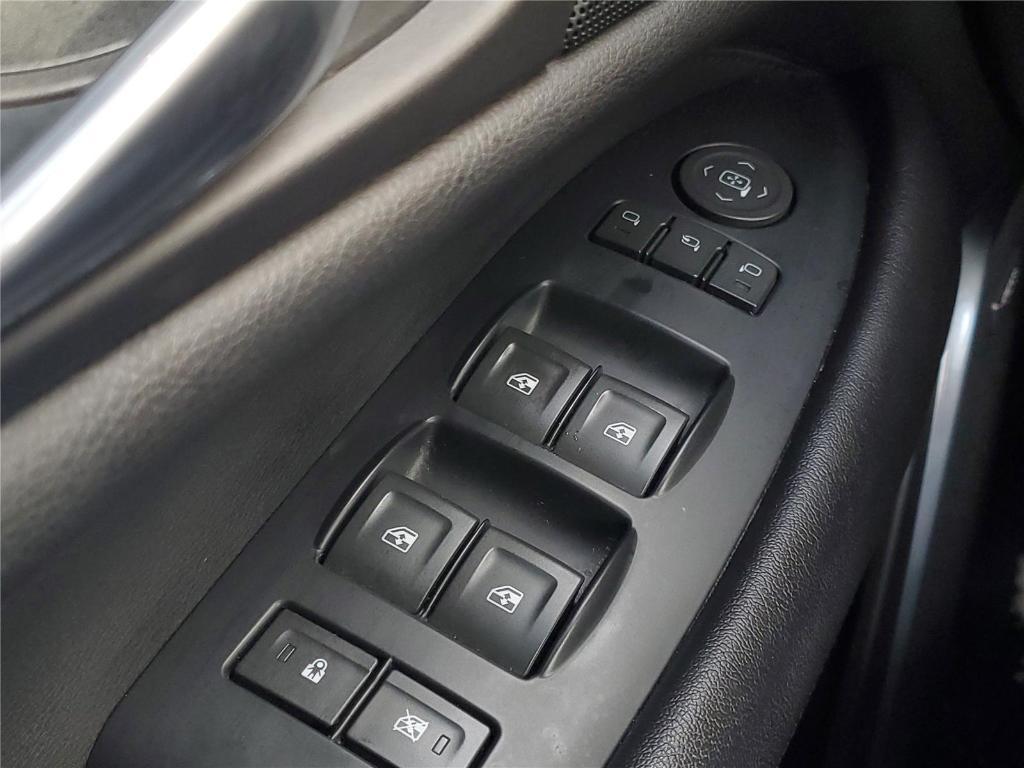 used 2018 Cadillac Escalade ESV car, priced at $32,752