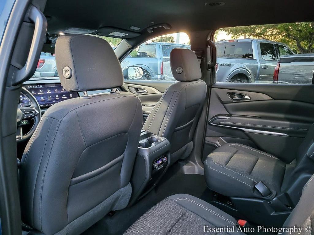 used 2025 Chevrolet Traverse car, priced at $33,985