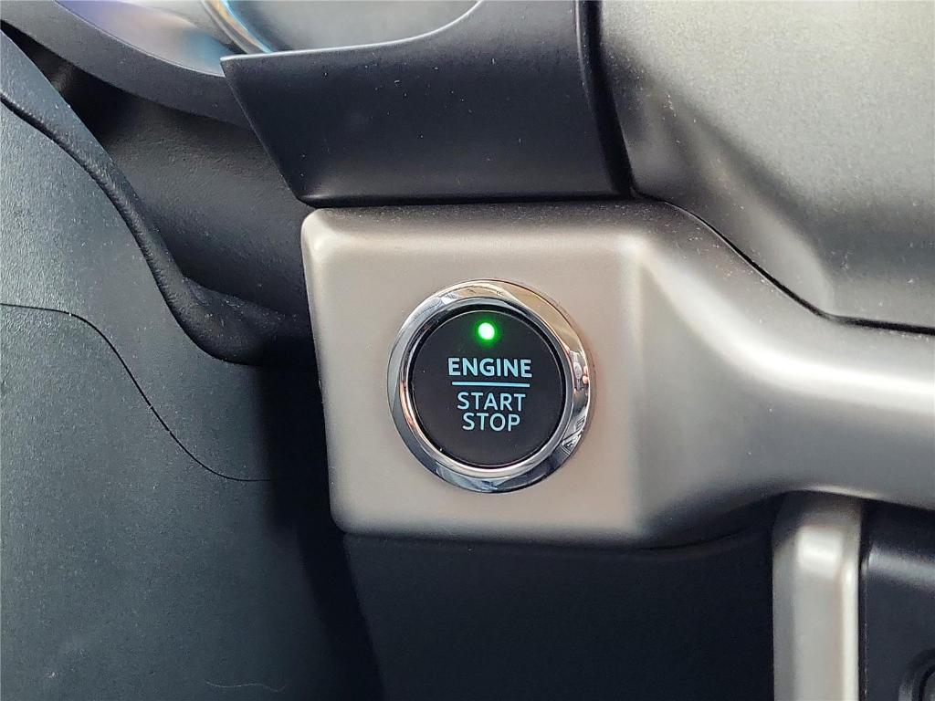 used 2024 Ford Expedition car, priced at $45,595