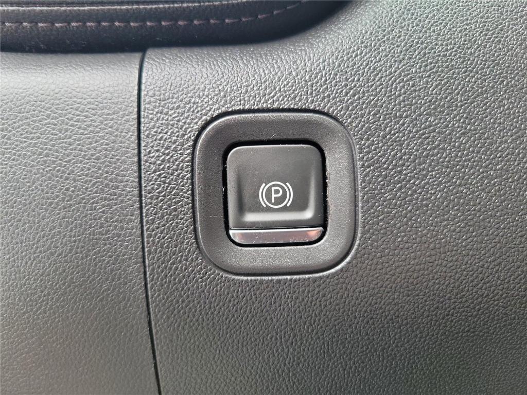 used 2021 Chevrolet Silverado 1500 car, priced at $32,495