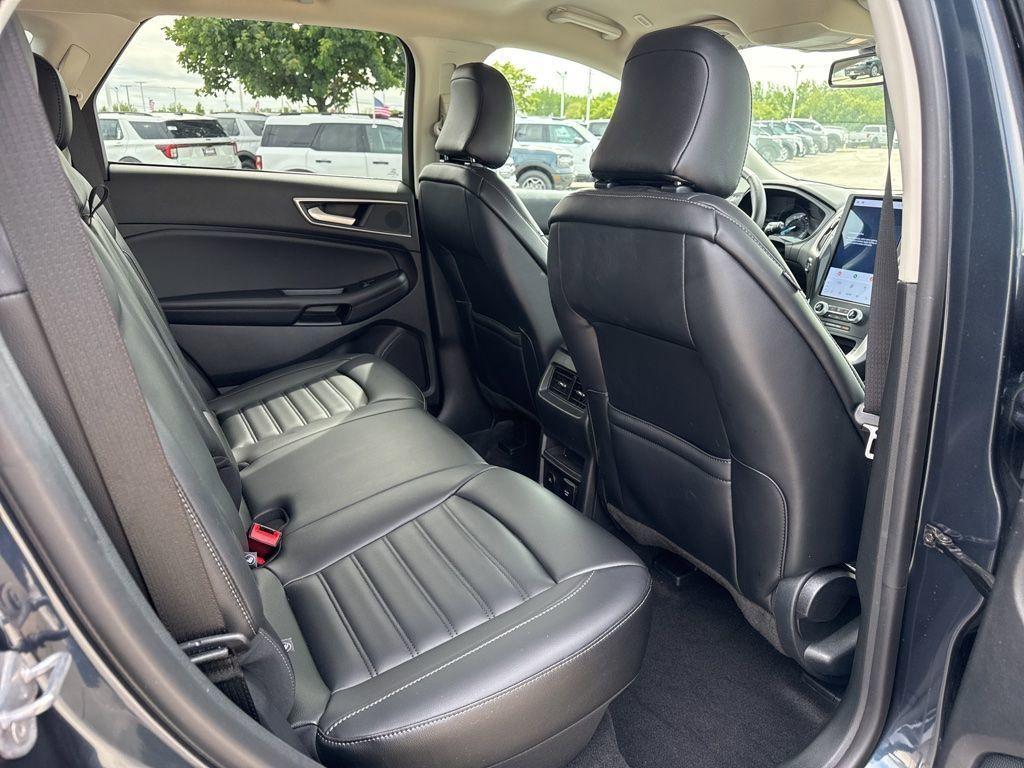 used 2024 Ford Edge car, priced at $28,572