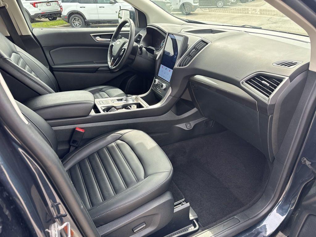 used 2024 Ford Edge car, priced at $28,572