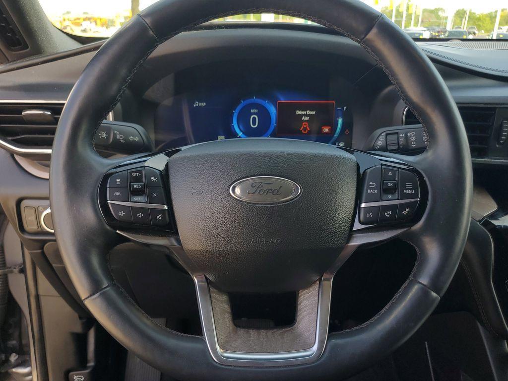 used 2022 Ford Explorer car, priced at $31,172