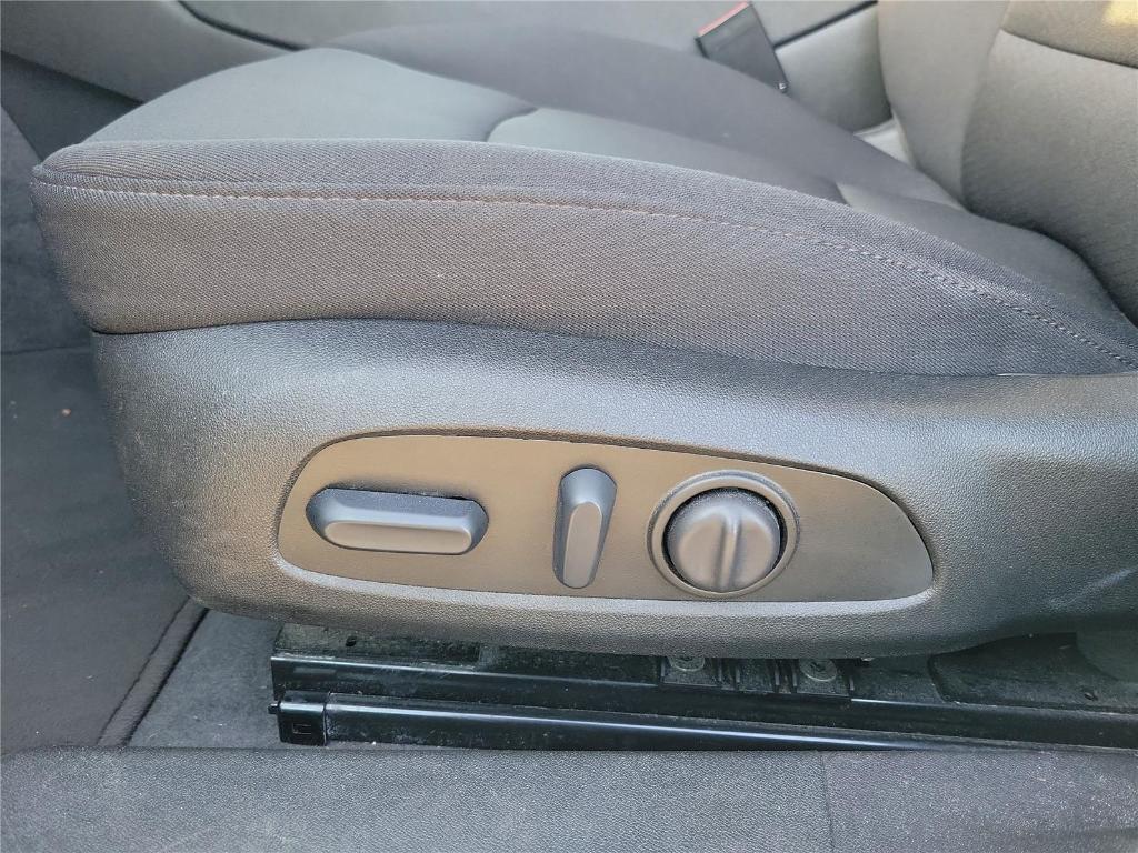 used 2024 Chevrolet Malibu car, priced at $17,595