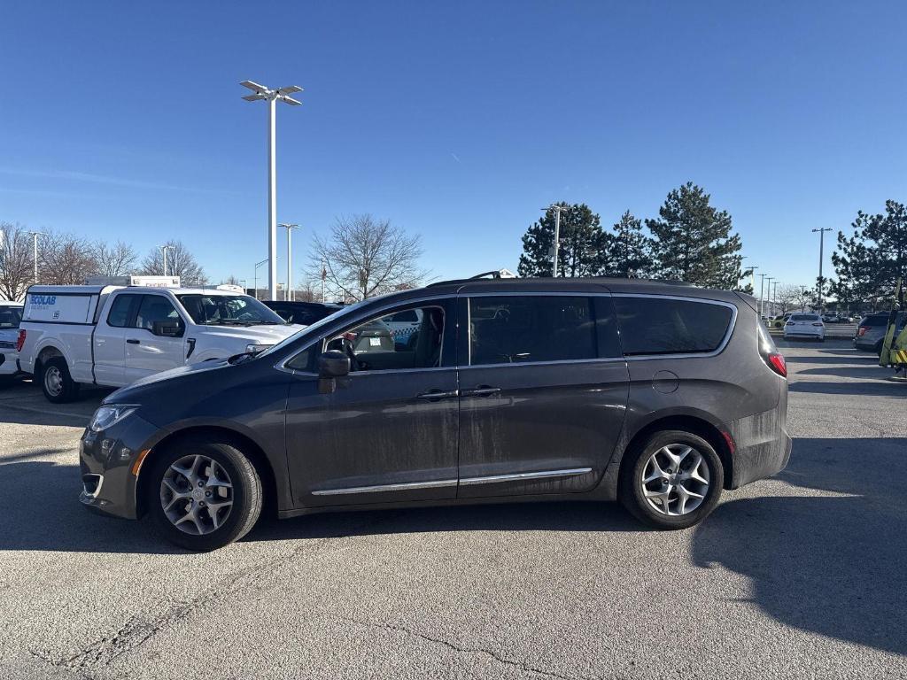 used 2017 Chrysler Pacifica car, priced at $10,800