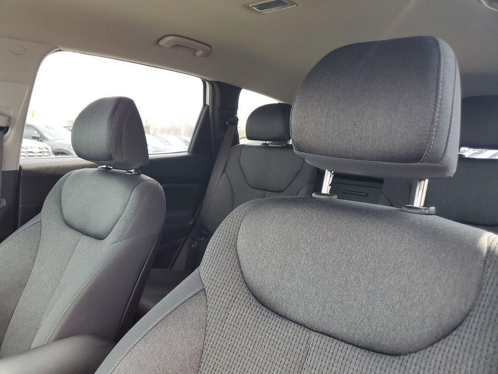 used 2023 Hyundai Santa Fe car, priced at $21,372