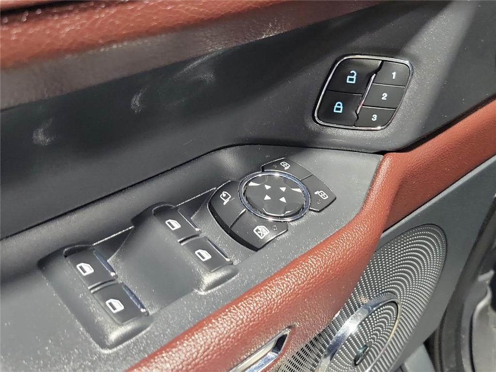 used 2022 Ford Expedition Max car, priced at $27,974