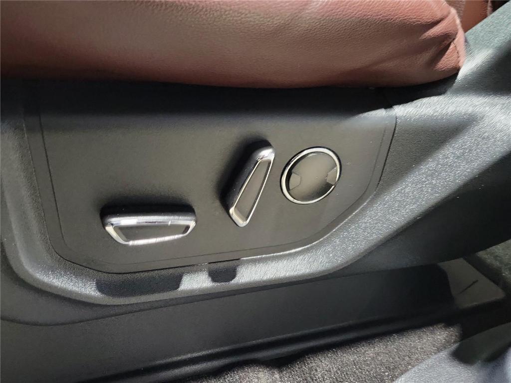 used 2022 Ford Expedition Max car, priced at $27,974