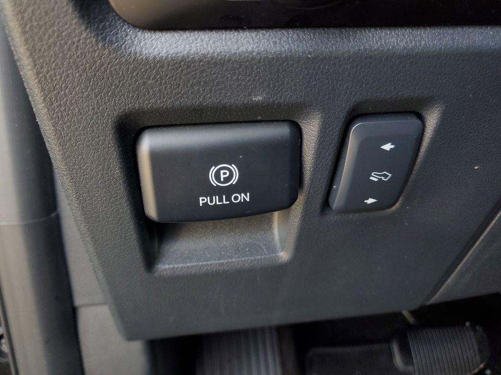 used 2023 Ford Expedition car, priced at $38,272