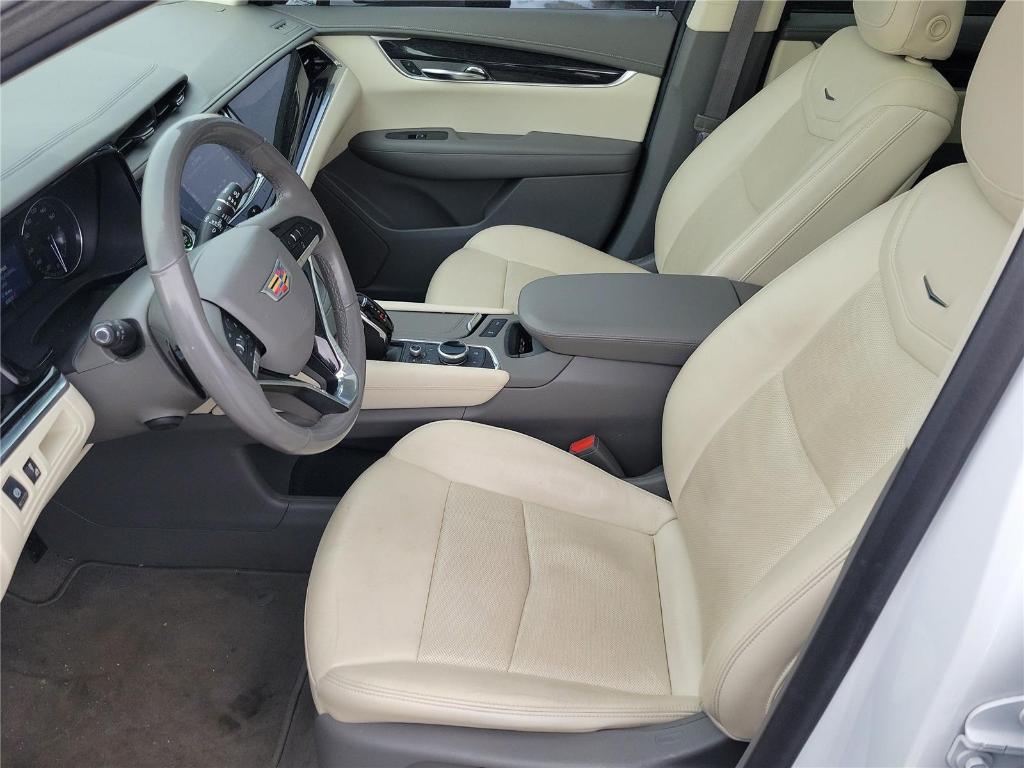 used 2021 Cadillac XT6 car, priced at $24,973