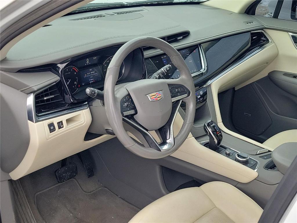 used 2021 Cadillac XT6 car, priced at $24,973