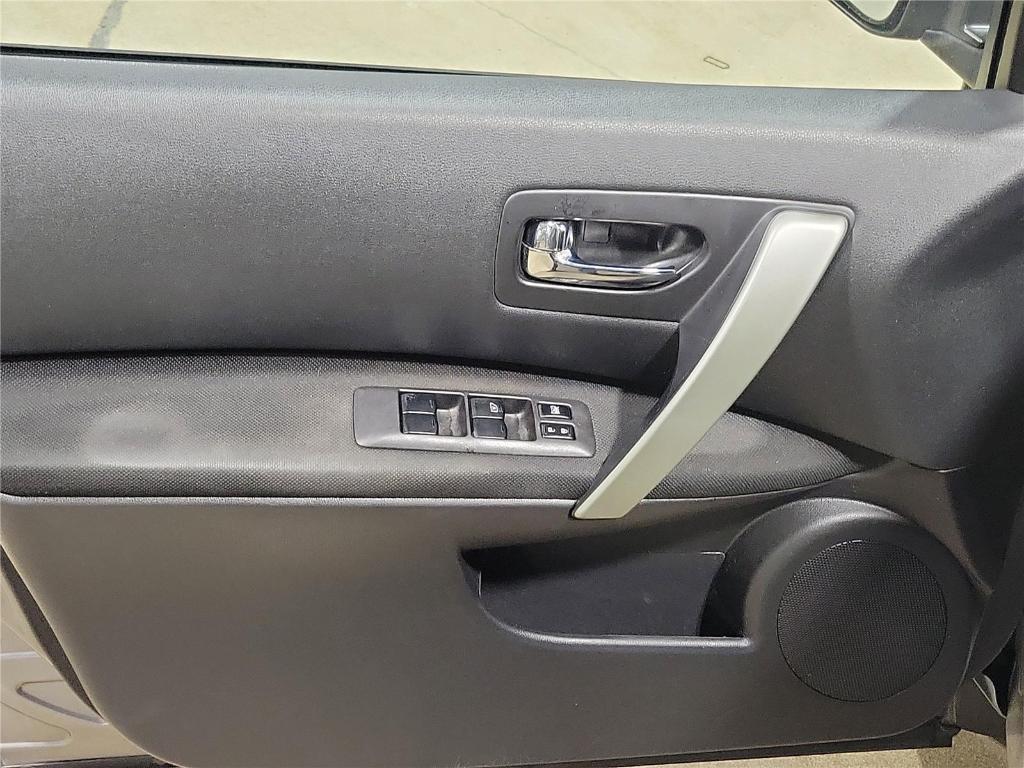 used 2013 Nissan Rogue car, priced at $6,295