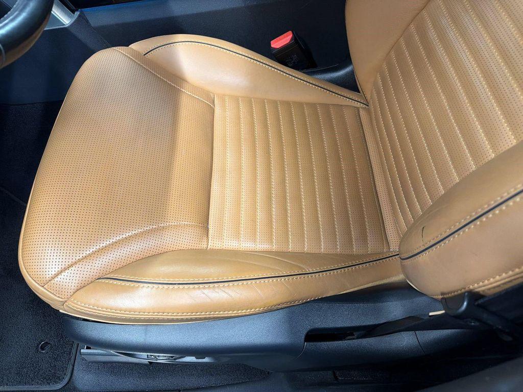 used 2018 Land Rover Discovery car, priced at $24,721