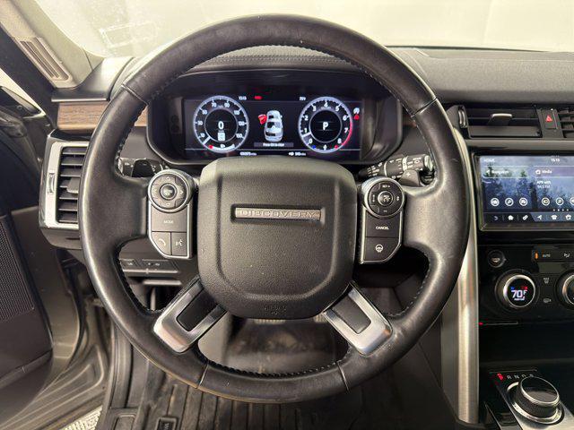 used 2018 Land Rover Discovery car, priced at $18,999