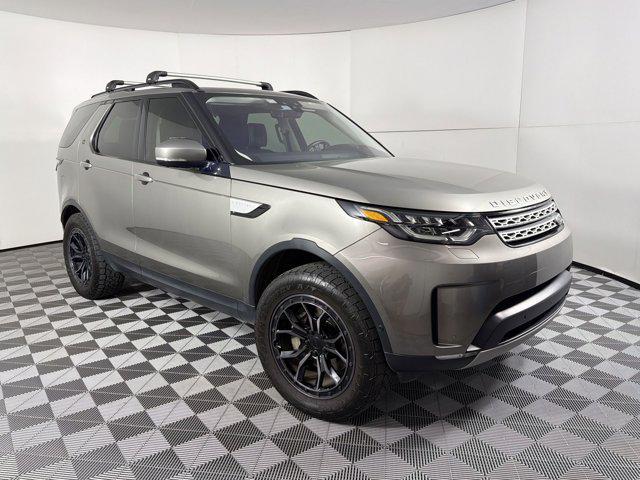 used 2018 Land Rover Discovery car, priced at $18,999