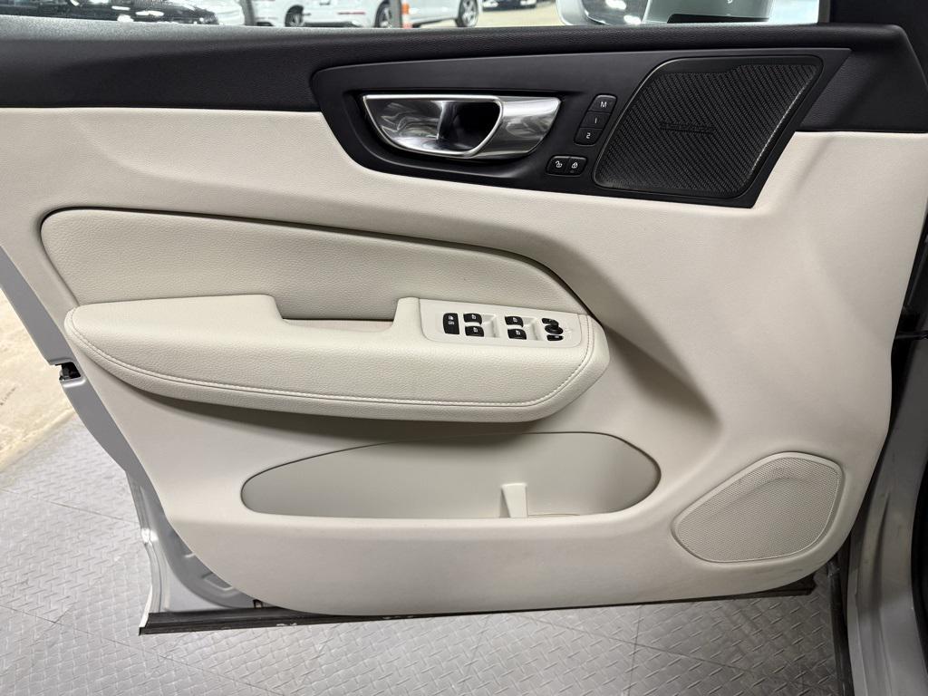 used 2019 Volvo XC60 car, priced at $18,950
