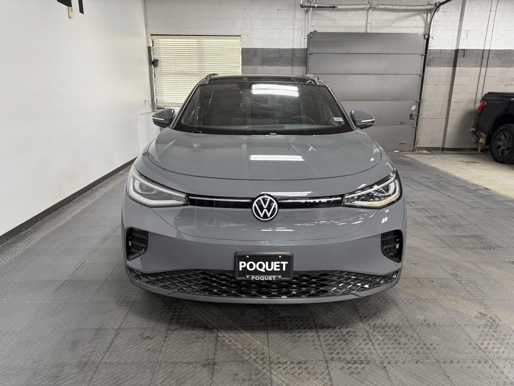 used 2024 Volkswagen ID.4 car, priced at $30,495