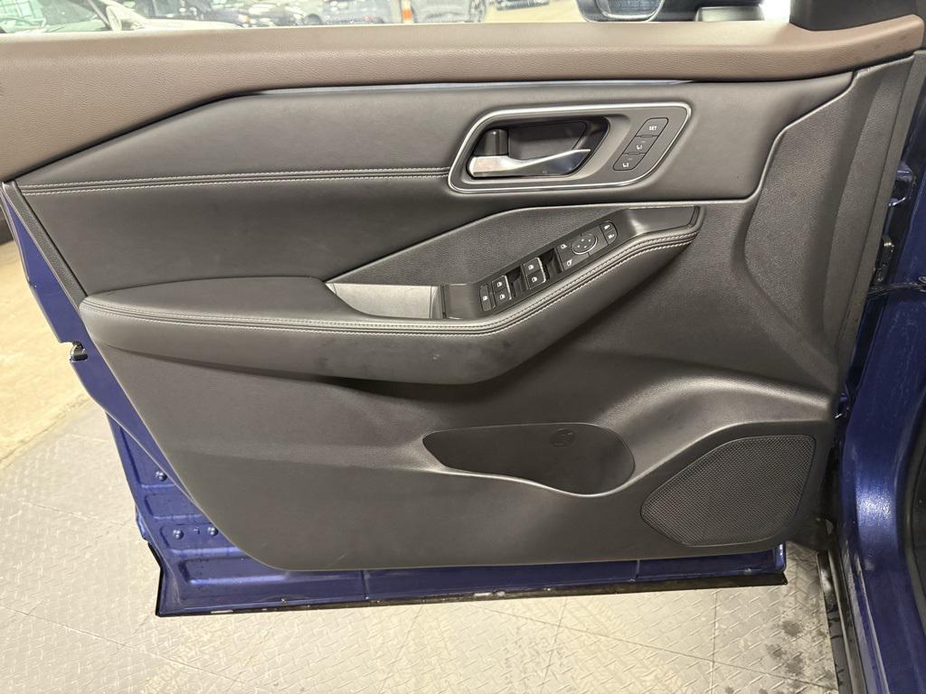 used 2022 Nissan Rogue car, priced at $30,950