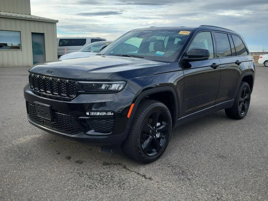 used 2024 Jeep Grand Cherokee car, priced at $38,950