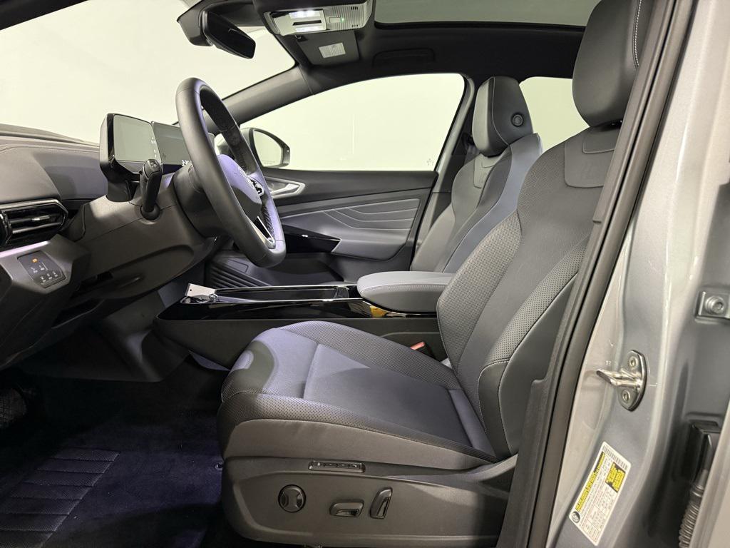 used 2024 Volkswagen ID.4 car, priced at $28,495