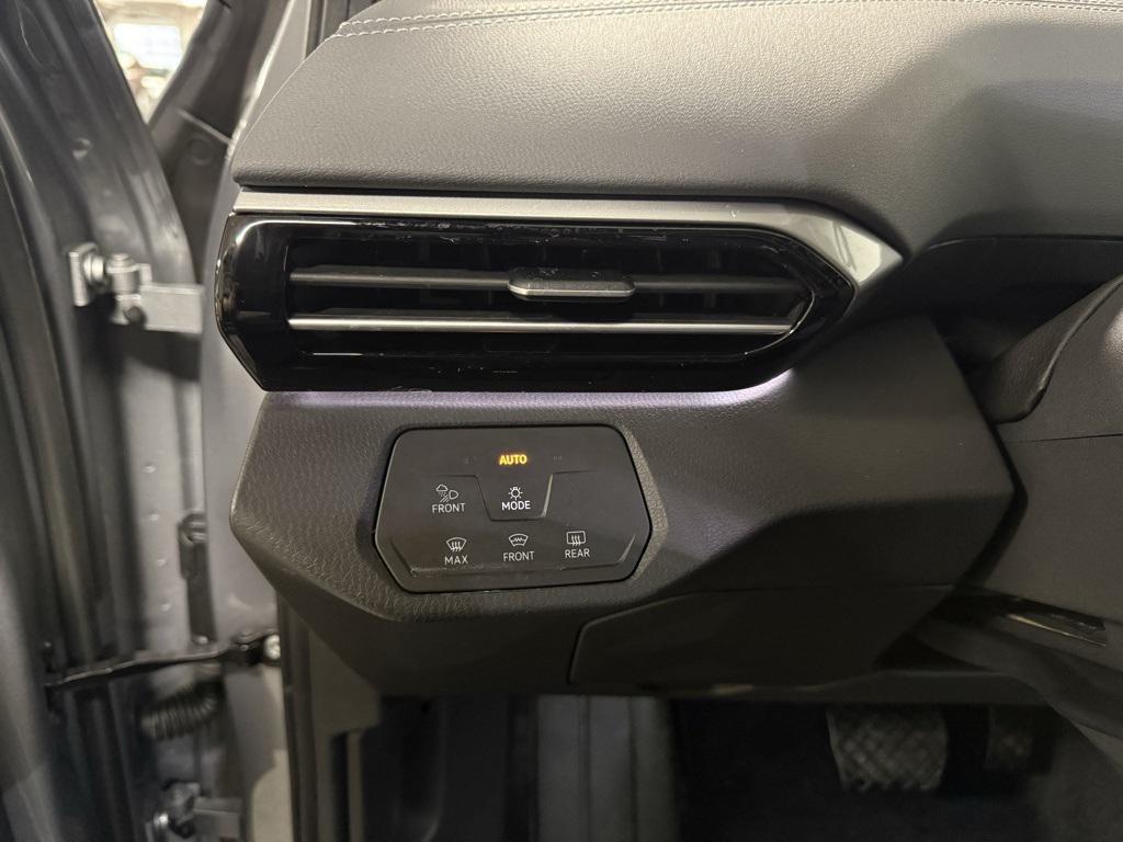 used 2024 Volkswagen ID.4 car, priced at $28,495